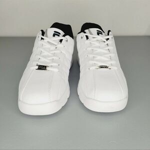 FILA Fulcrum 3 athletic shoes Mens white size 8.5 women’s size 7 unisex